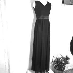 Homeyee all black v neck dress